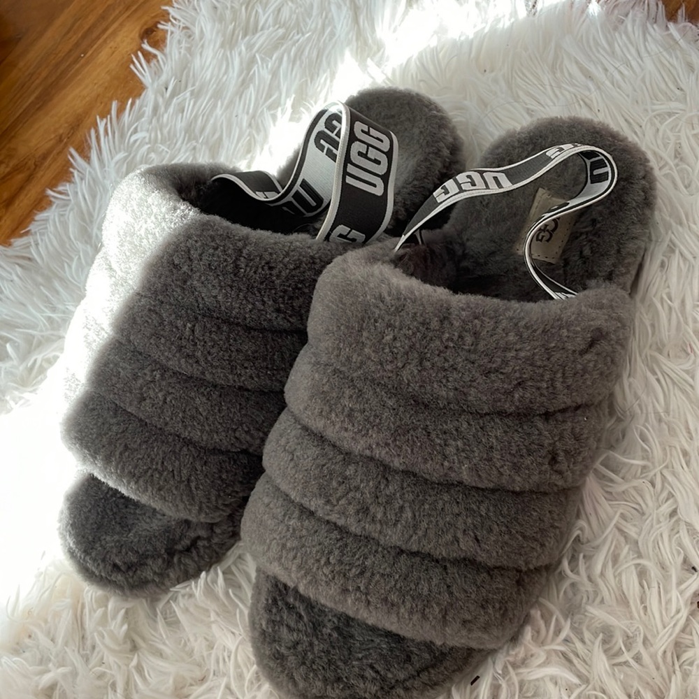 Uggs slippers